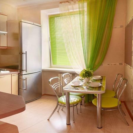 Luxury 3 Rooms Apartments In Center By Green House Poltava Bagian luar foto