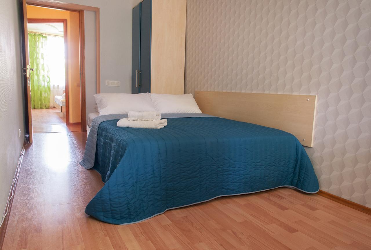 Luxury 3 Rooms Apartments In Center By Green House Poltava Bagian luar foto
