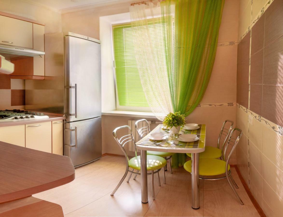 Luxury 3 Rooms Apartments In Center By Green House Poltava Bagian luar foto
